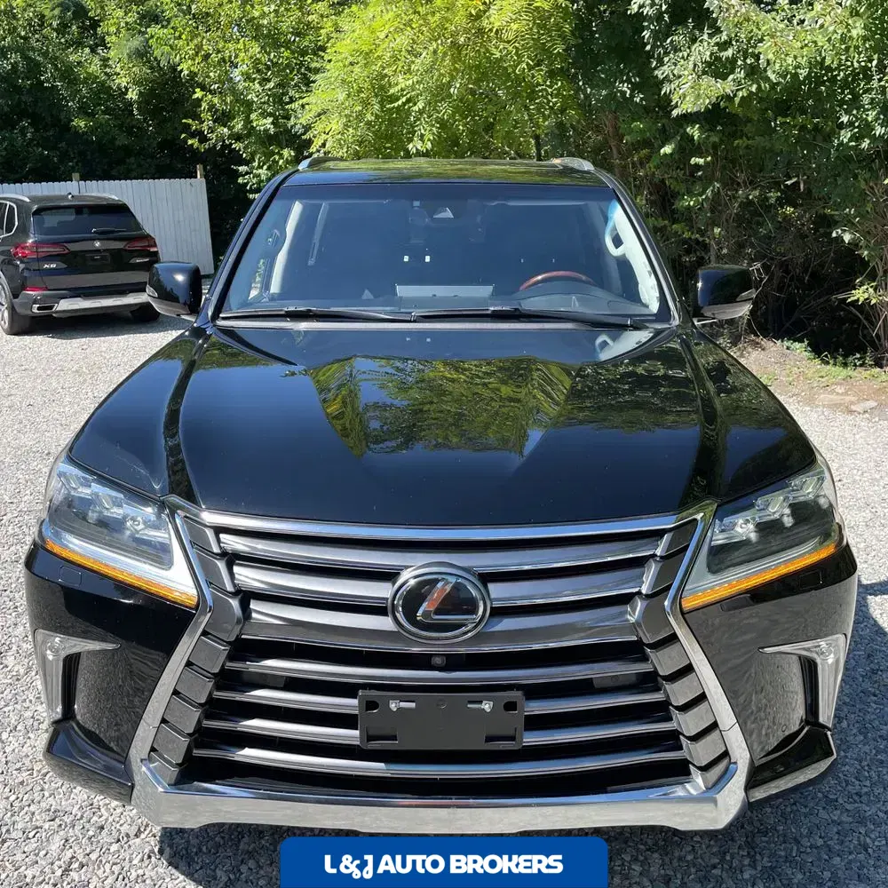 2021 Lexus LX 570 Three-Row