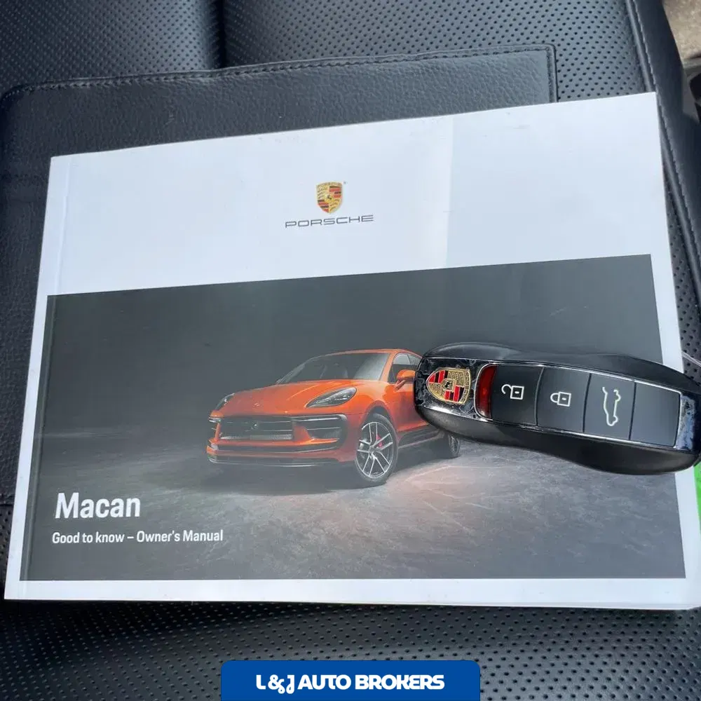 2022 Porsche Macan S
