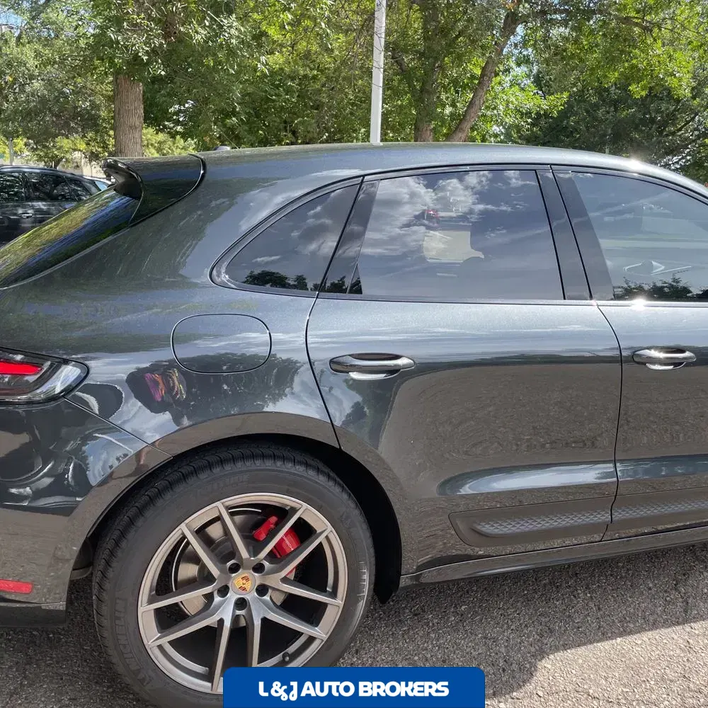 2022 Porsche Macan S