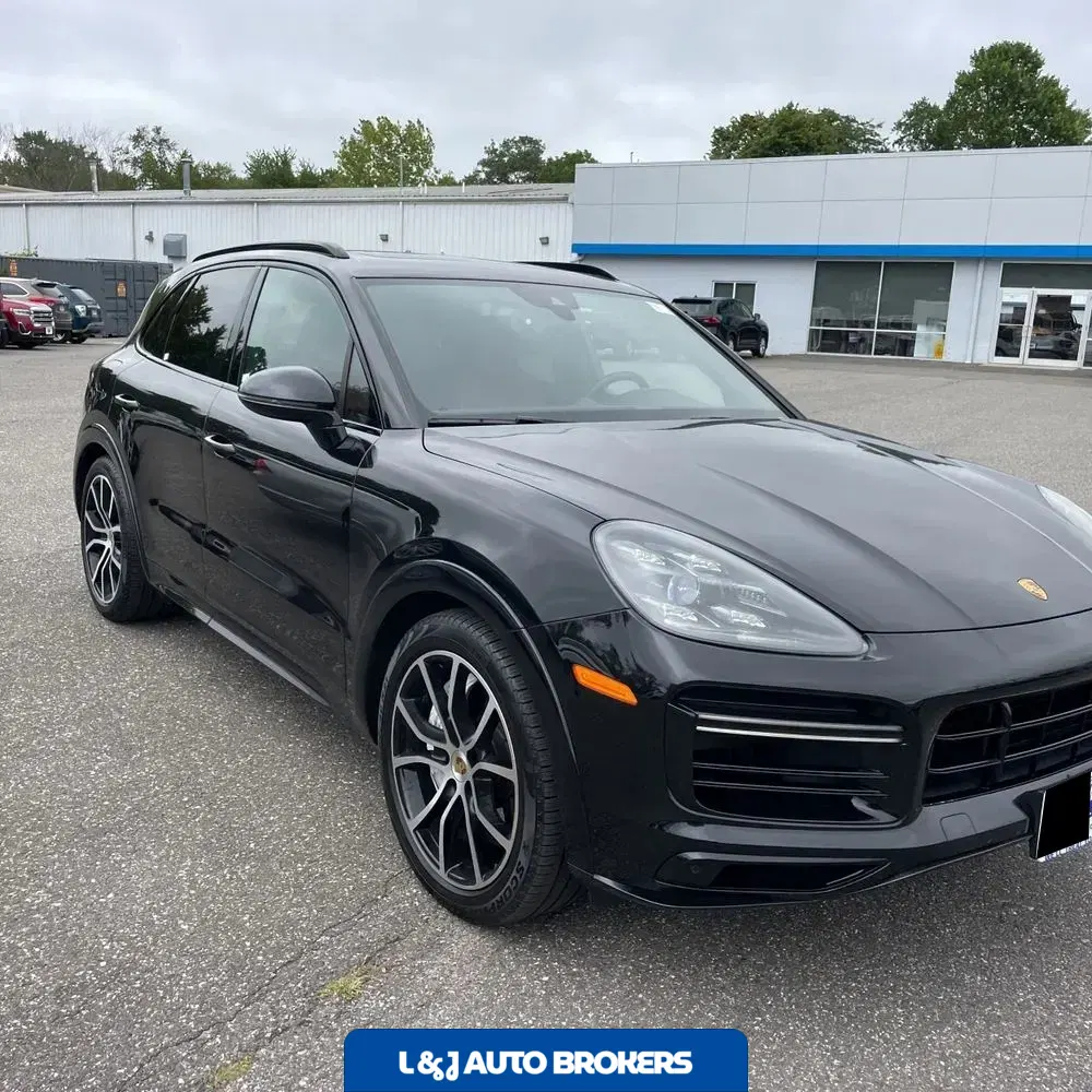 2021 Porsche Cayenne Turbo