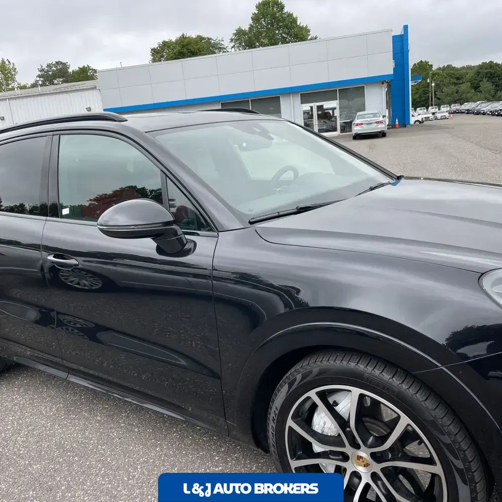 2021 Porsche Cayenne Turbo