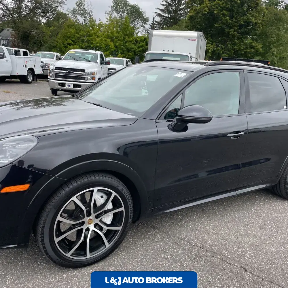 2021 Porsche Cayenne Turbo