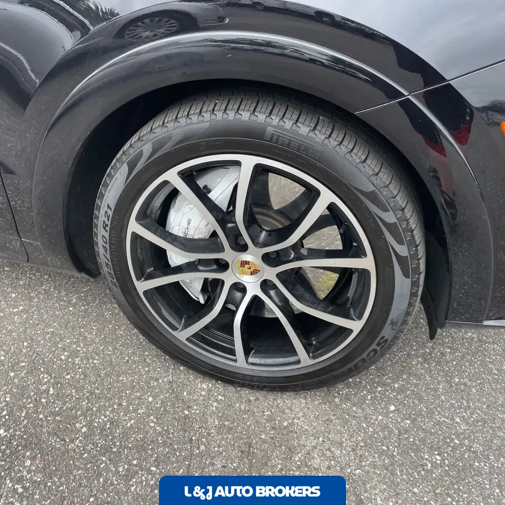 2021 Porsche Cayenne Turbo