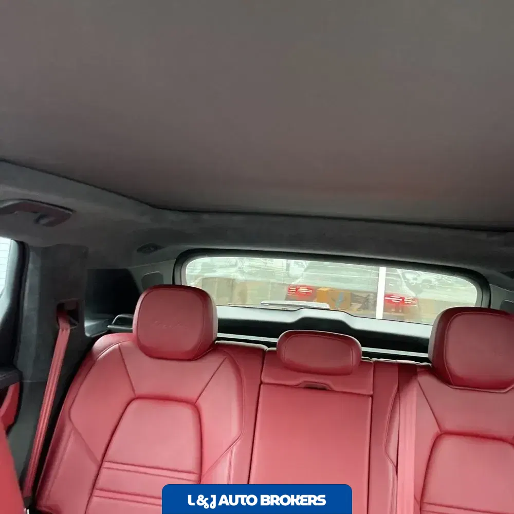 2021 Porsche Cayenne Turbo