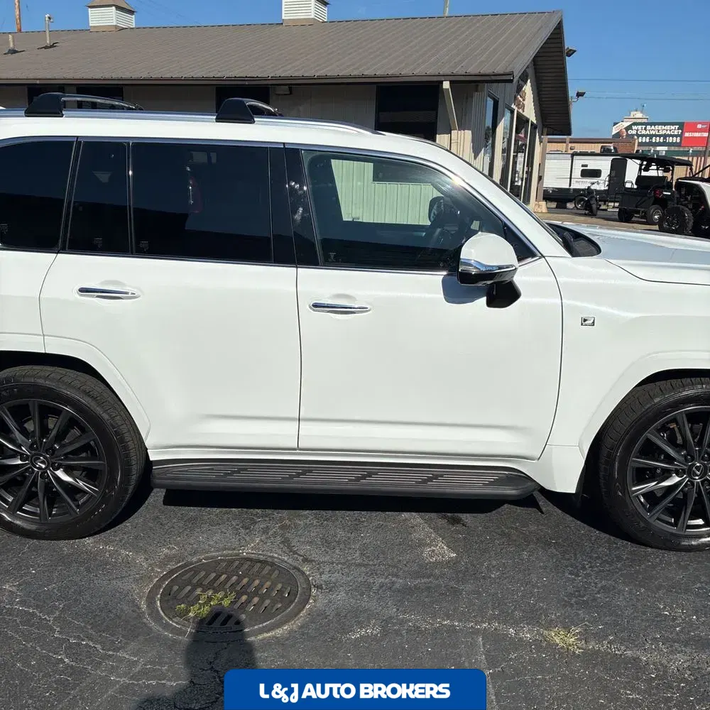 2024 Lexus LX 600 F SPORT Handling