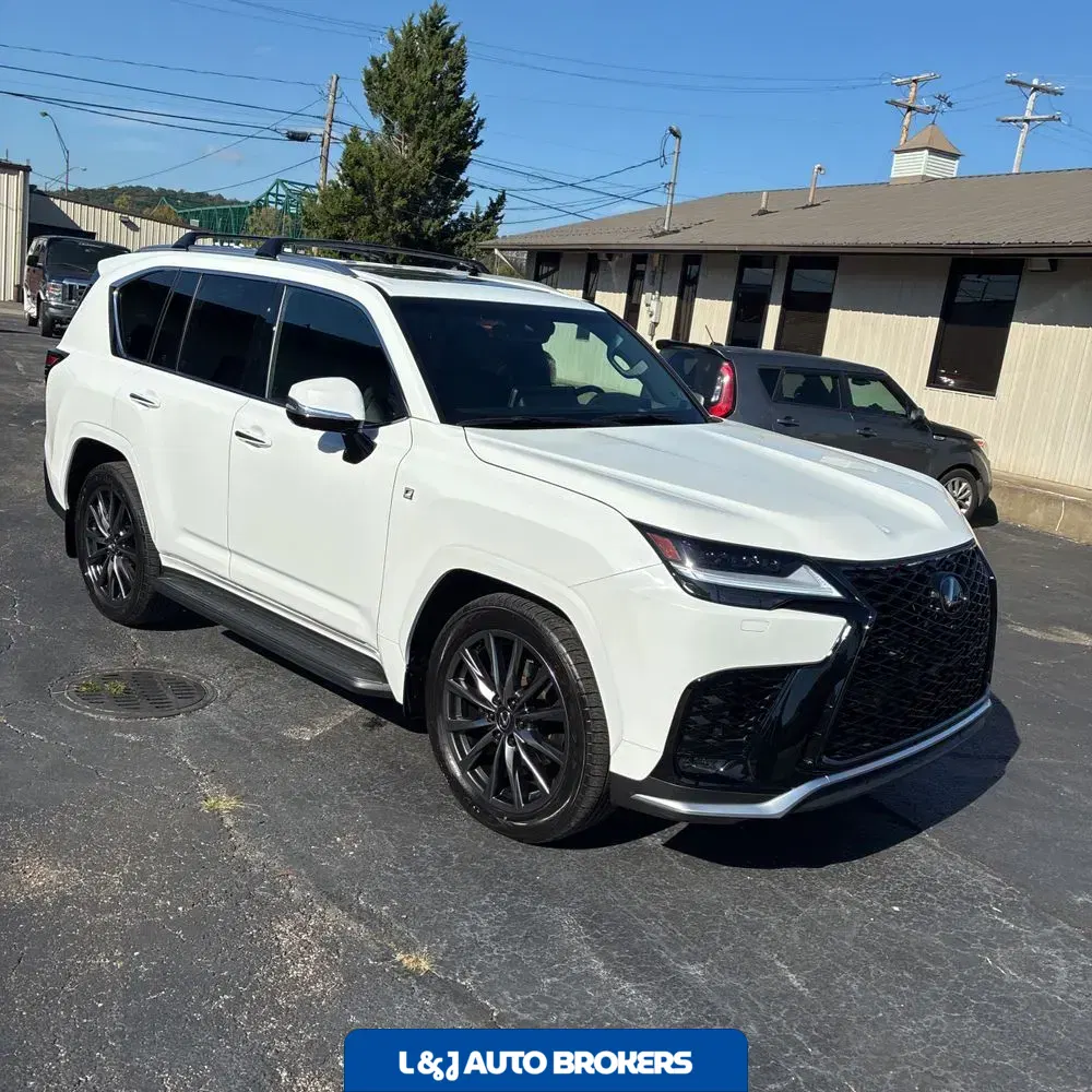 2024 Lexus LX 600 F SPORT Handling