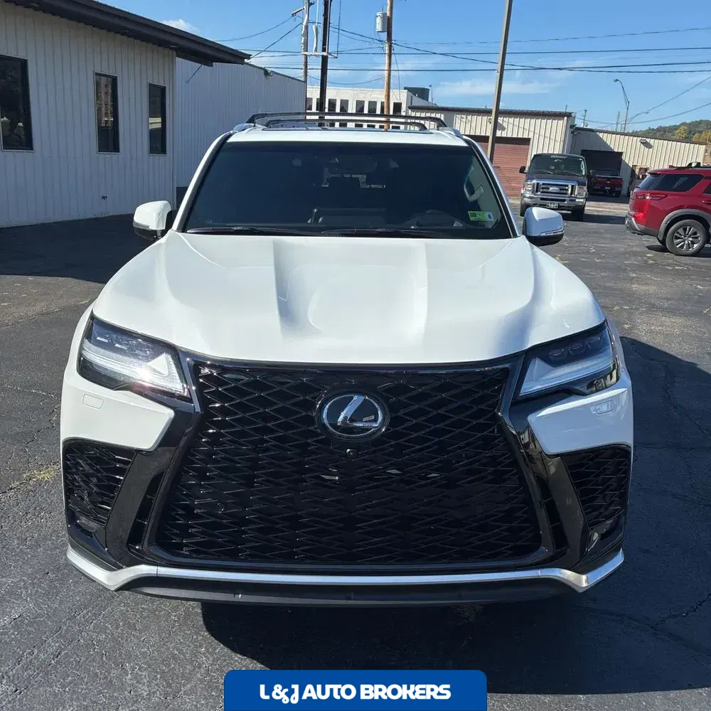 2024 Lexus LX 600 F SPORT Handling