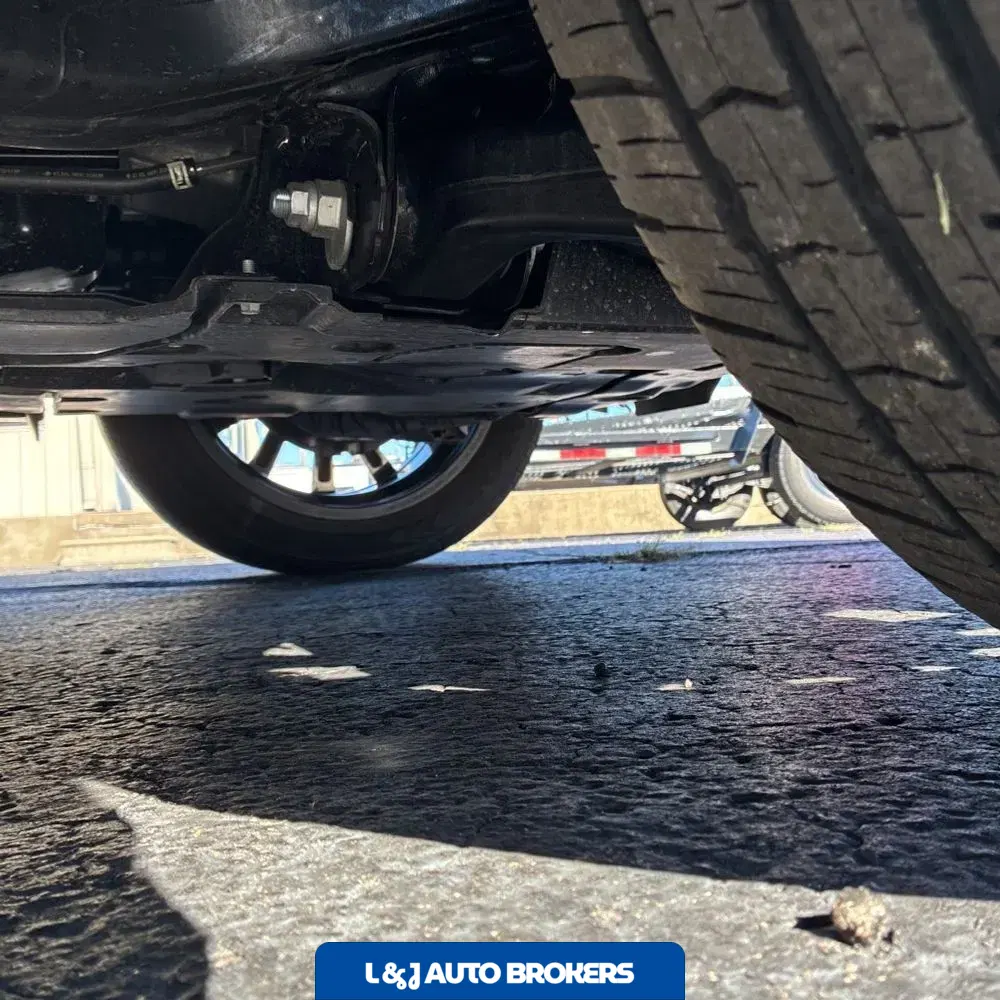 2024 Lexus LX 600 F SPORT Handling