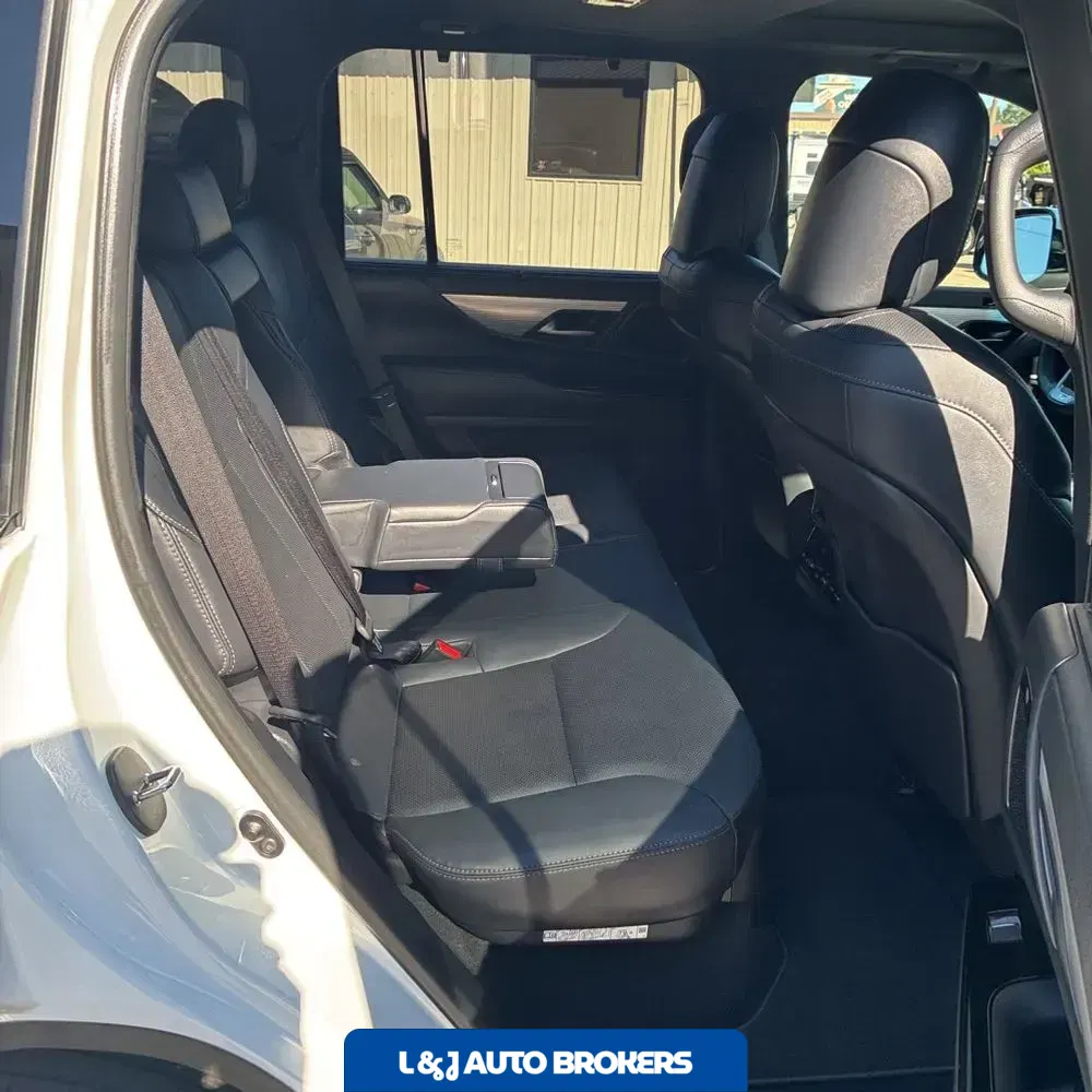 2024 Lexus LX 600 F SPORT Handling
