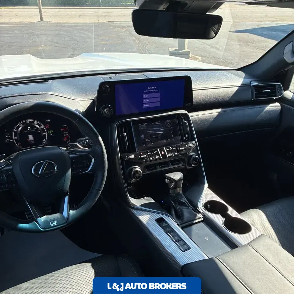 2024 Lexus LX 600 F SPORT Handling