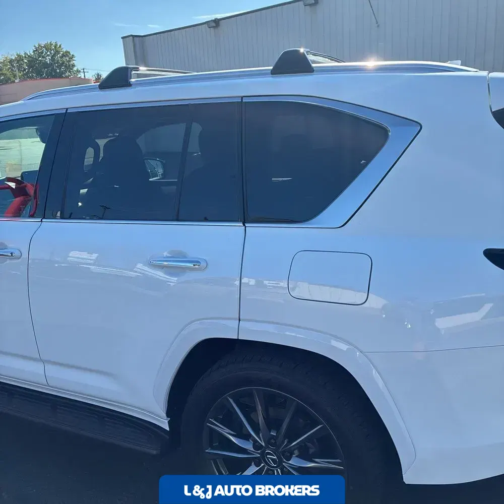 2024 Lexus LX 600 F SPORT Handling