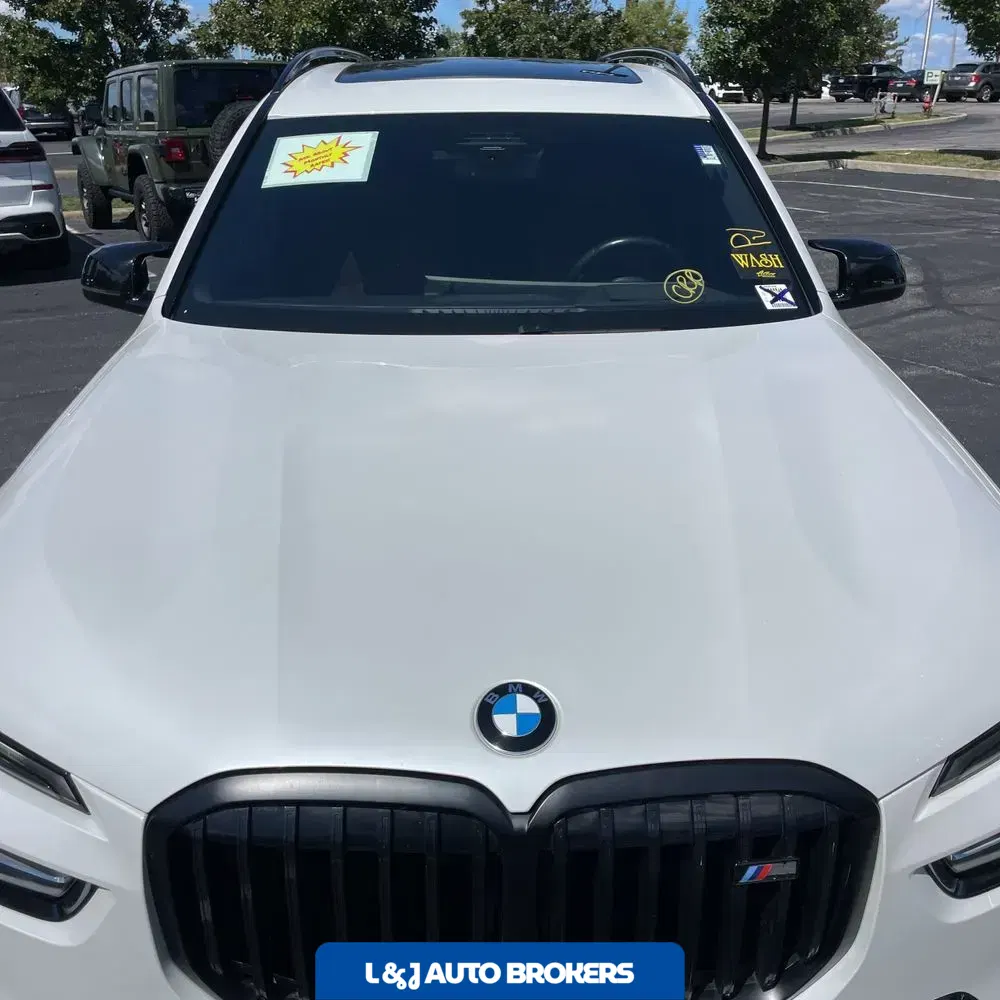 2024 BMW X7 M60i