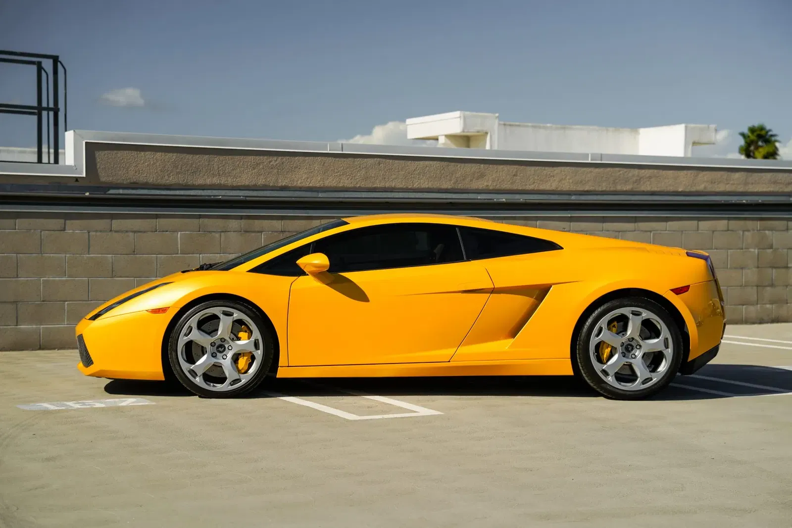 16k-Mile 2004 Lamborghini Gallardo 6-Speed