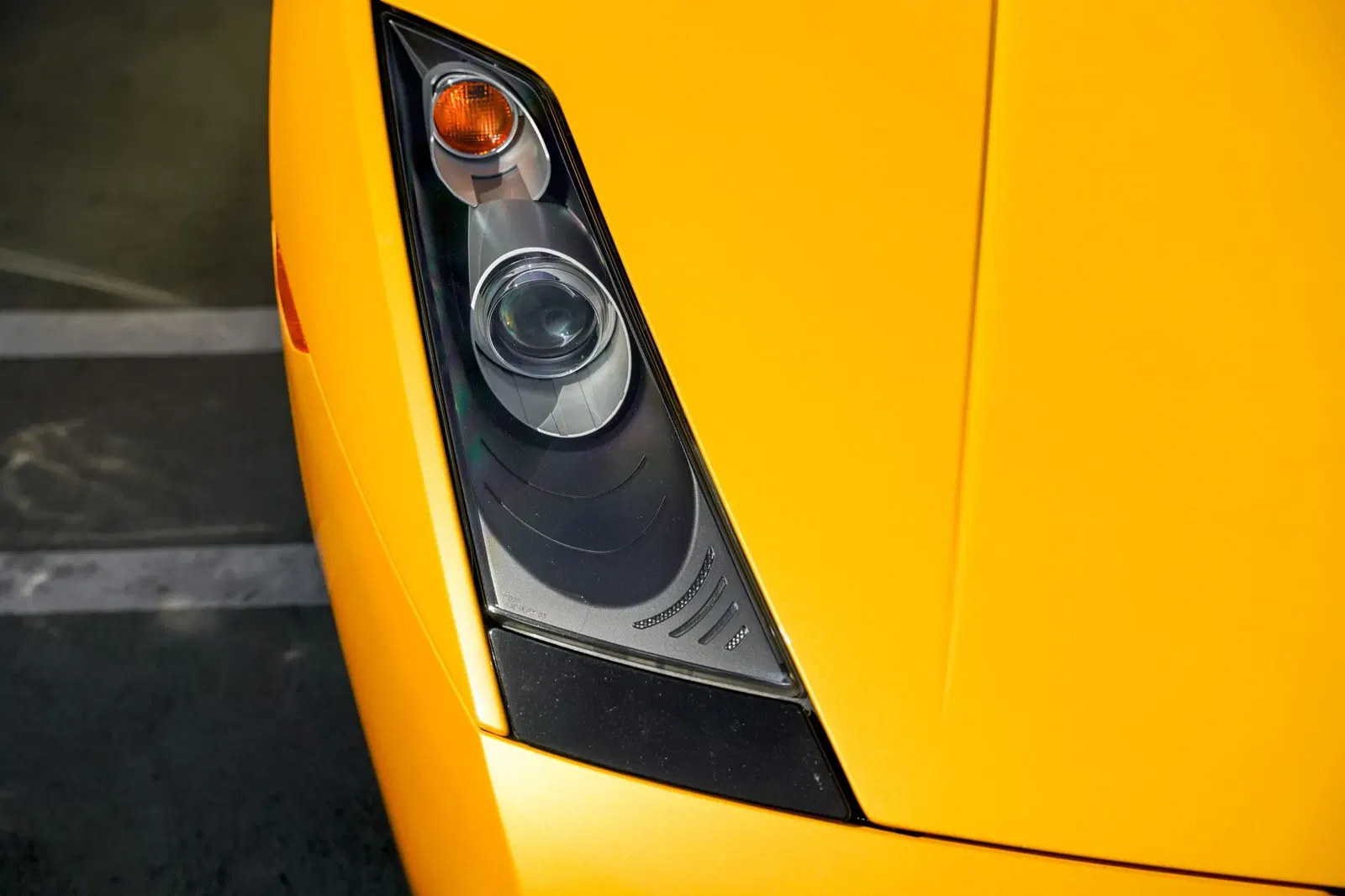 16k-Mile 2004 Lamborghini Gallardo 6-Speed