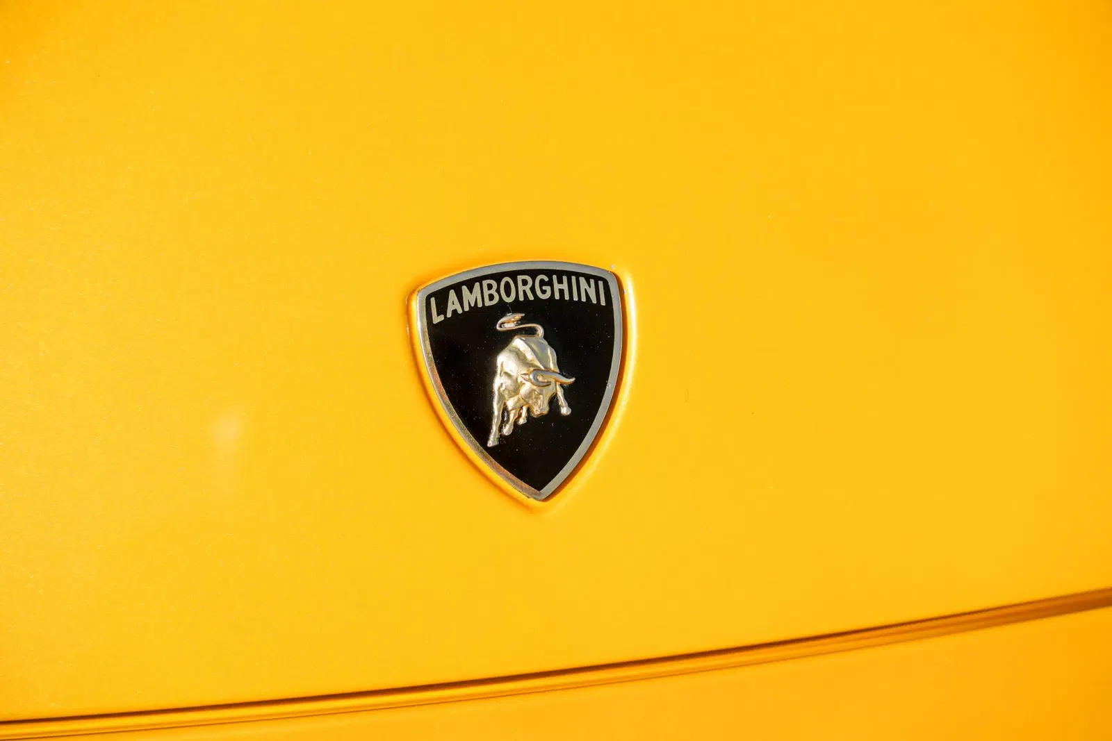 16k-Mile 2004 Lamborghini Gallardo 6-Speed