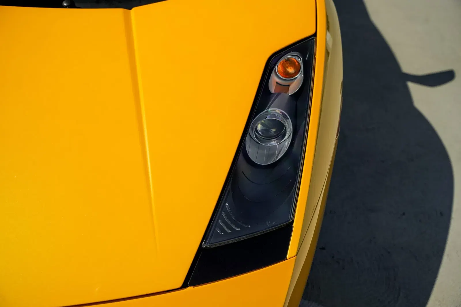 16k-Mile 2004 Lamborghini Gallardo 6-Speed