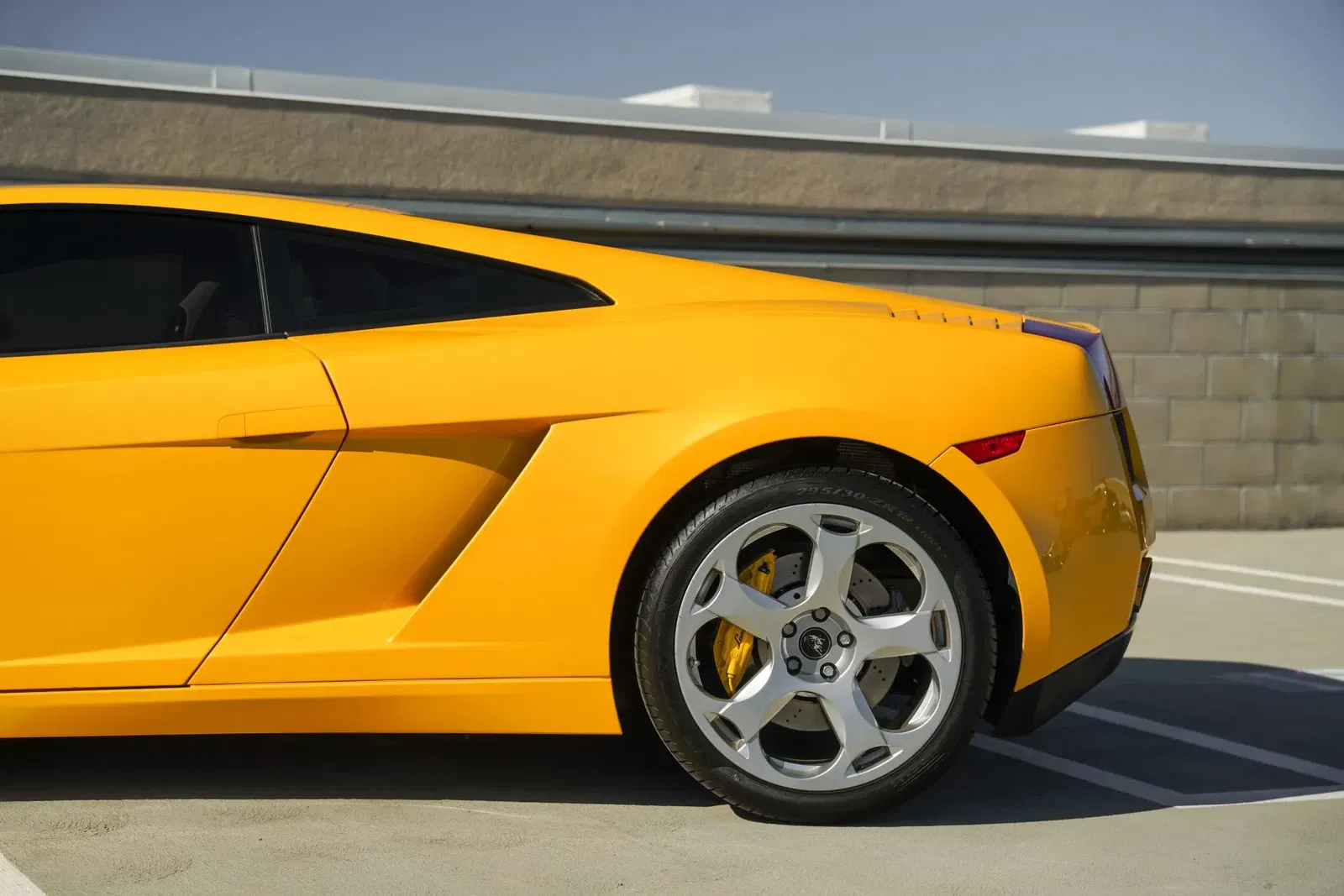 16k-Mile 2004 Lamborghini Gallardo 6-Speed