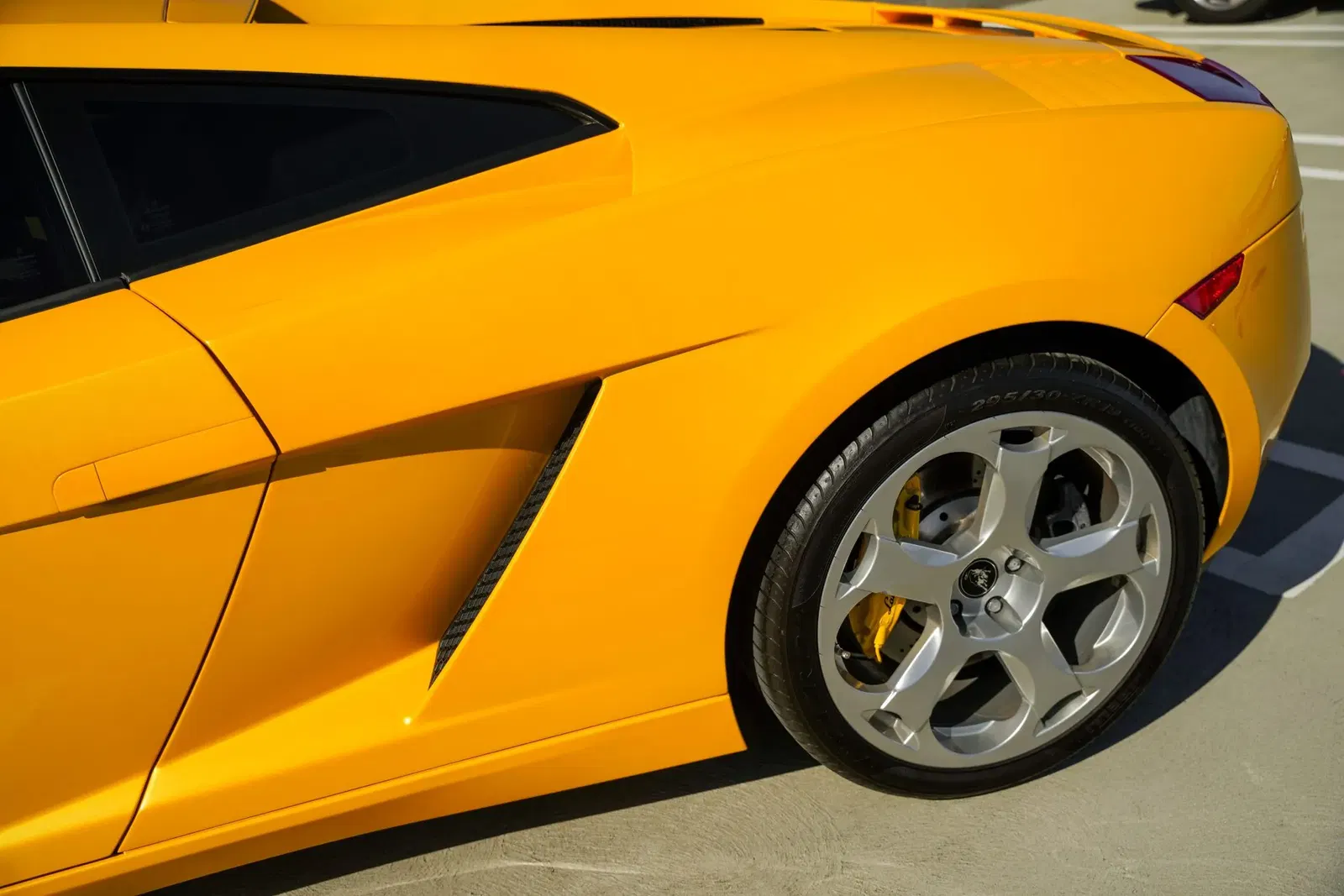 16k-Mile 2004 Lamborghini Gallardo 6-Speed
