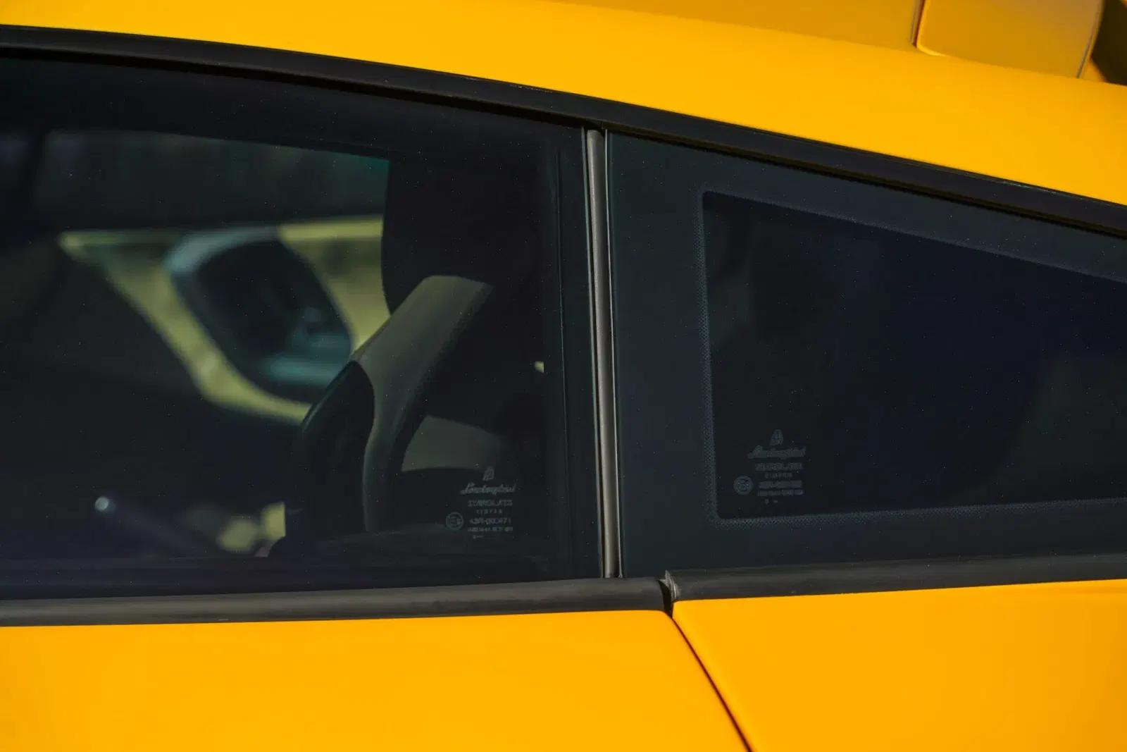 16k-Mile 2004 Lamborghini Gallardo 6-Speed