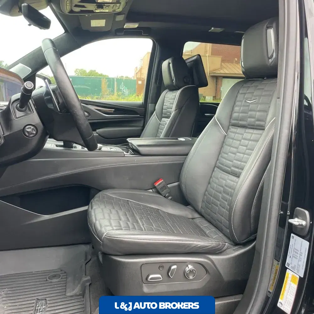 2024 Cadillac Escalade-V Base