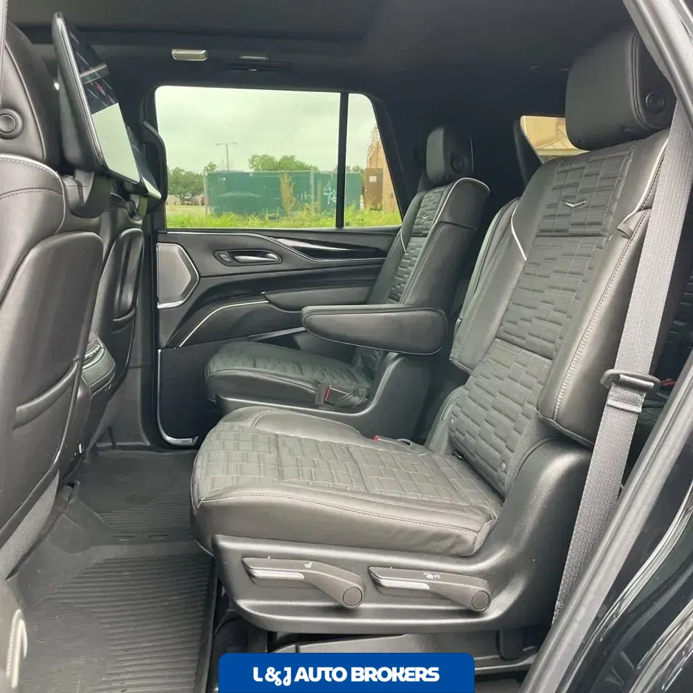 2024 Cadillac Escalade-V Base