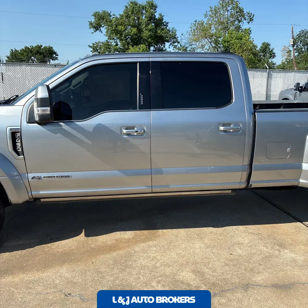 2022 Ford F-450 Super Duty Limited