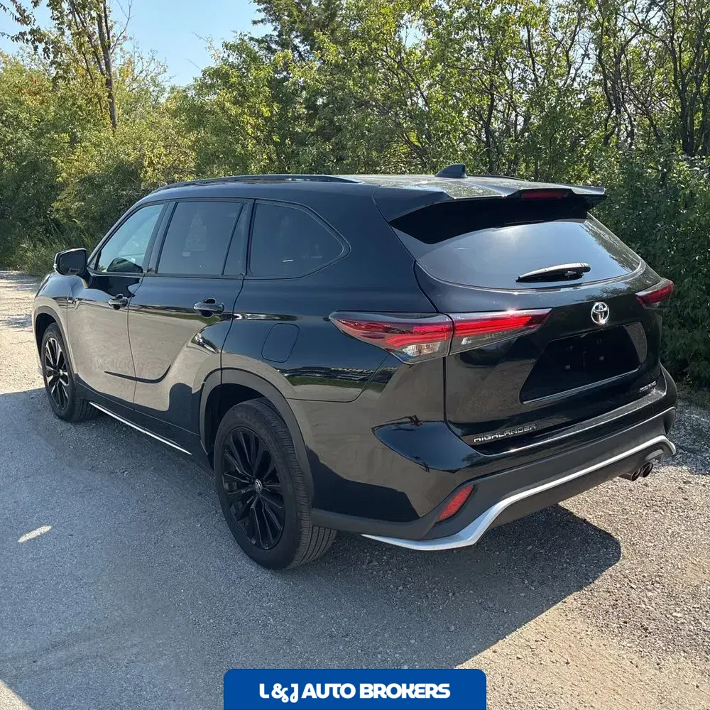 2025 Toyota Highlander XSE