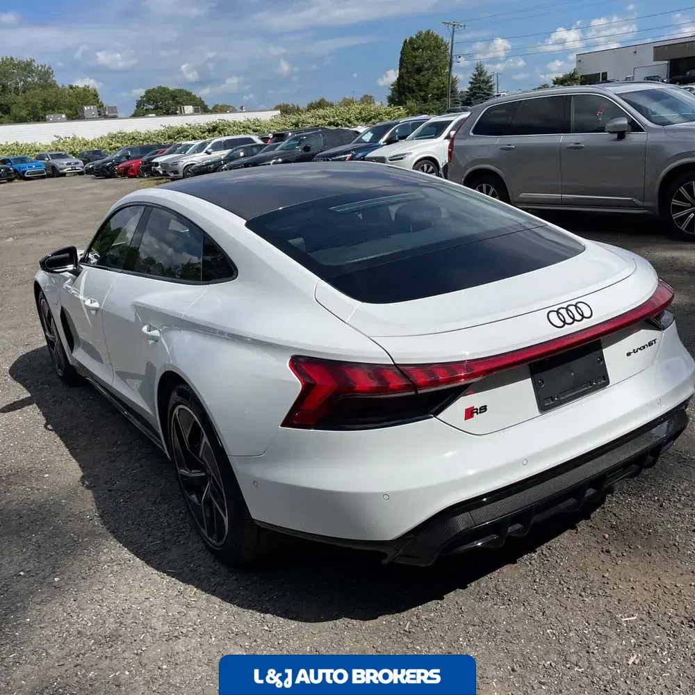 2023 Audi e-tron GT RS