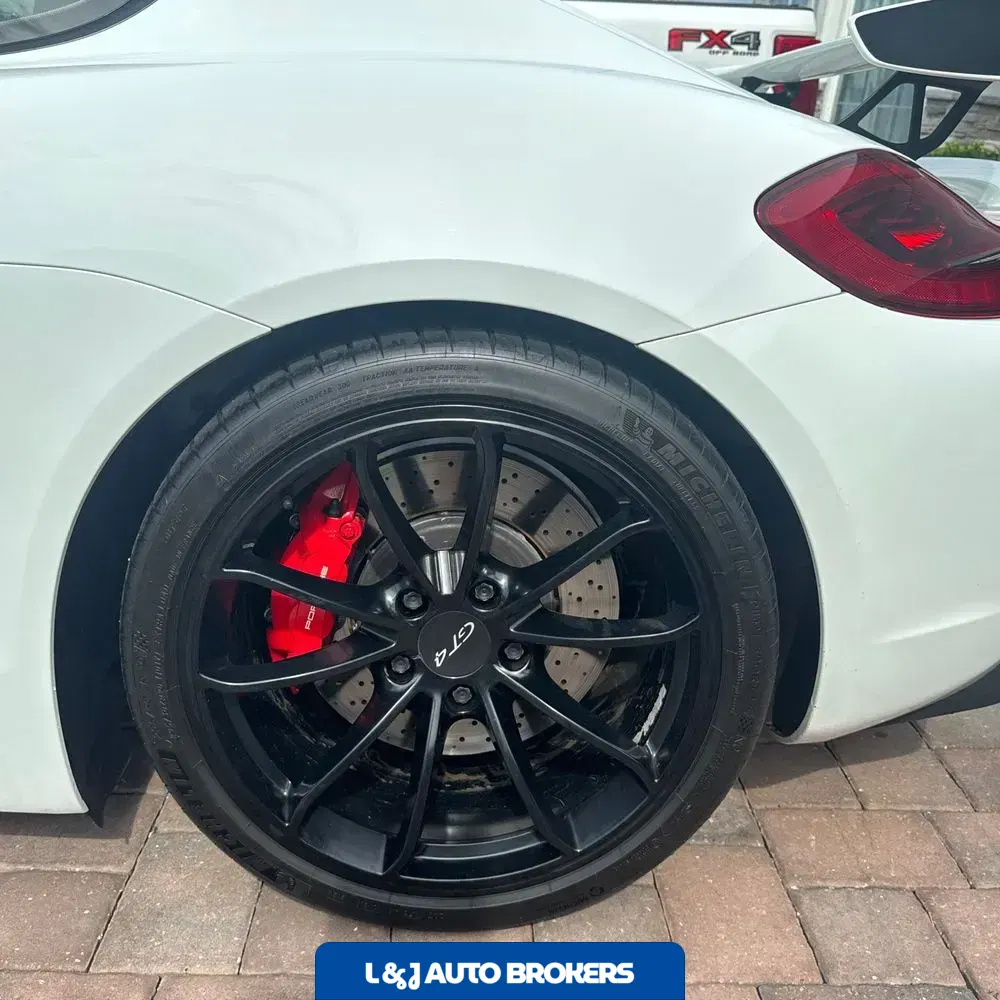 2016 Porsche Cayman GT4