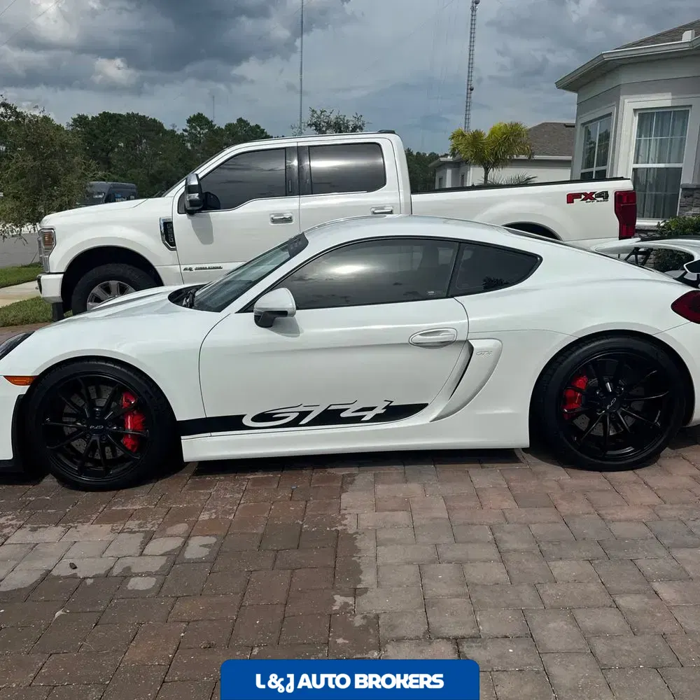 2016 Porsche Cayman GT4