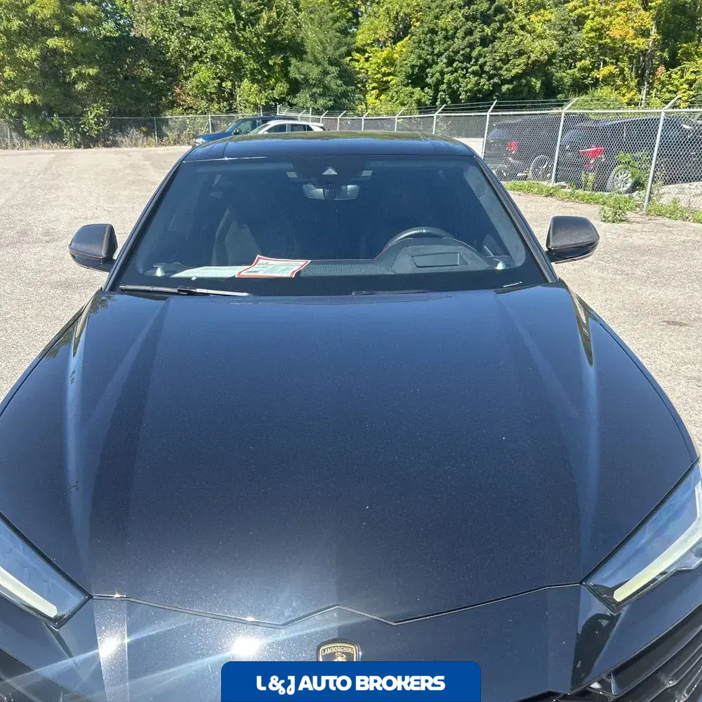 2020 Lamborghini Urus Base