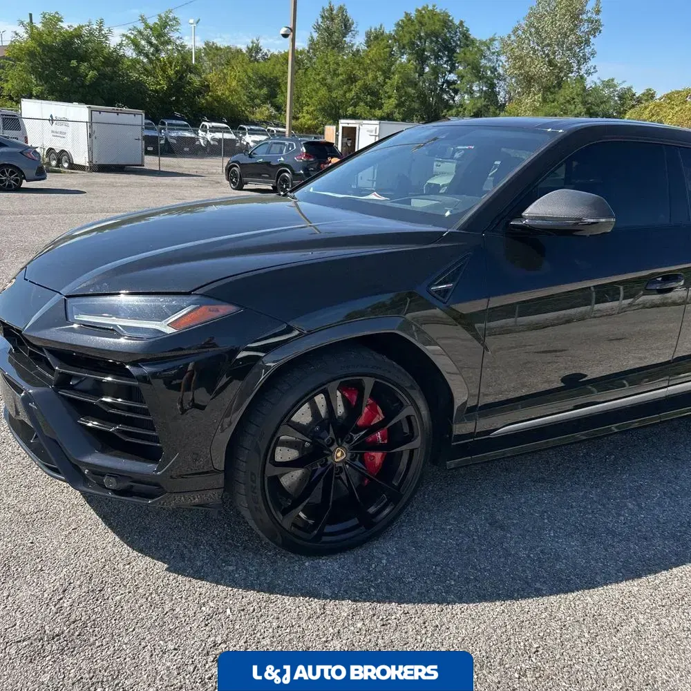 2020 Lamborghini Urus Base