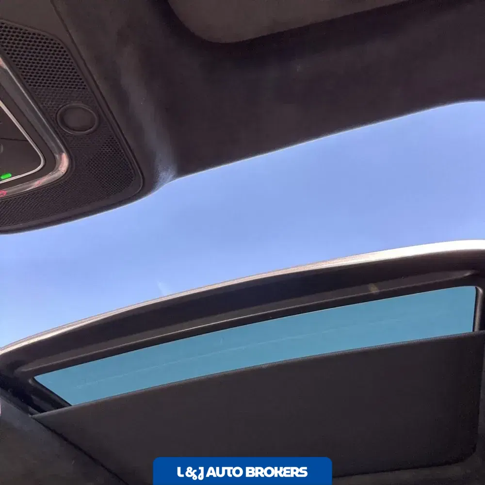 2020 Lamborghini Urus Base