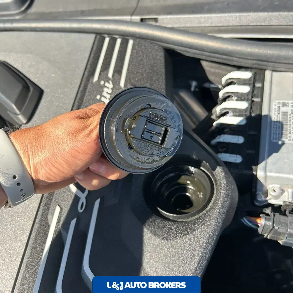2020 Lamborghini Urus Base