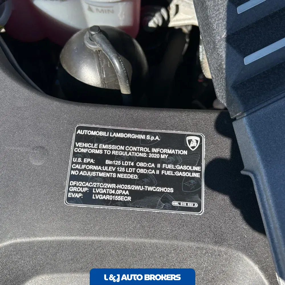 2020 Lamborghini Urus Base