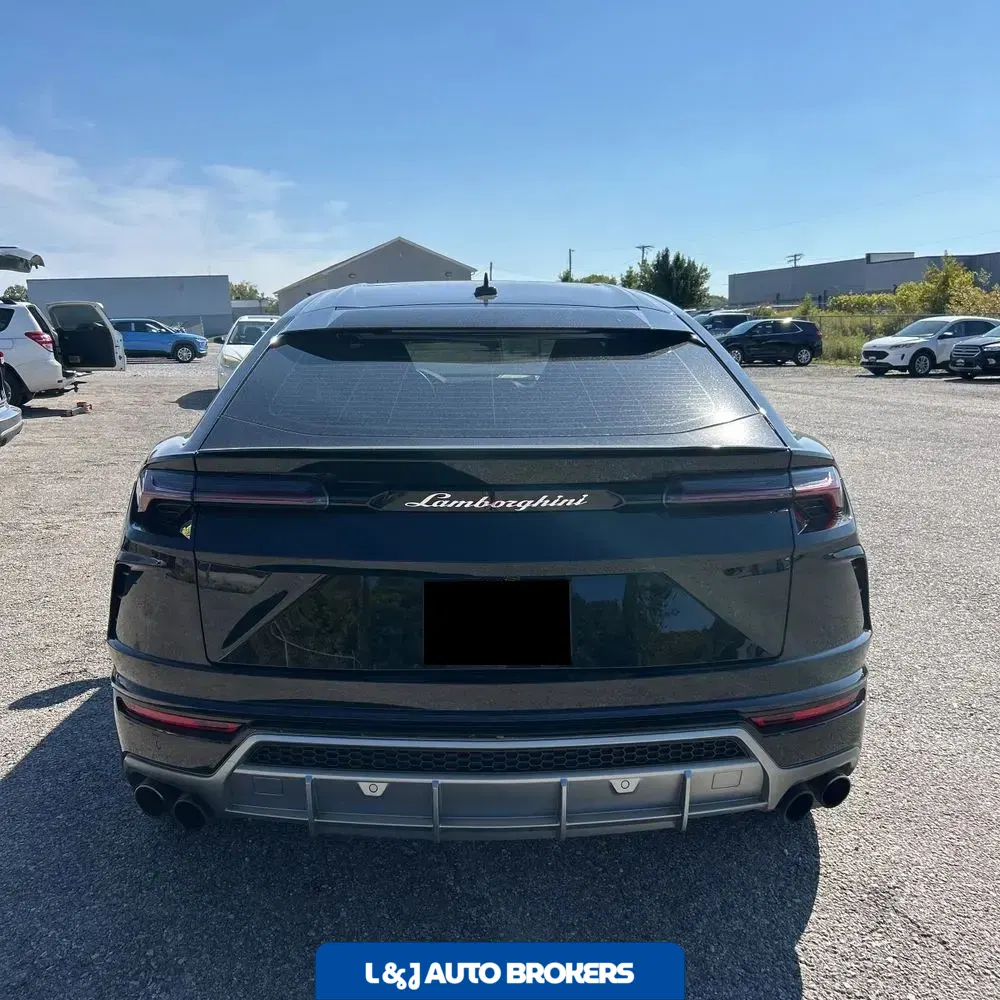2020 Lamborghini Urus Base