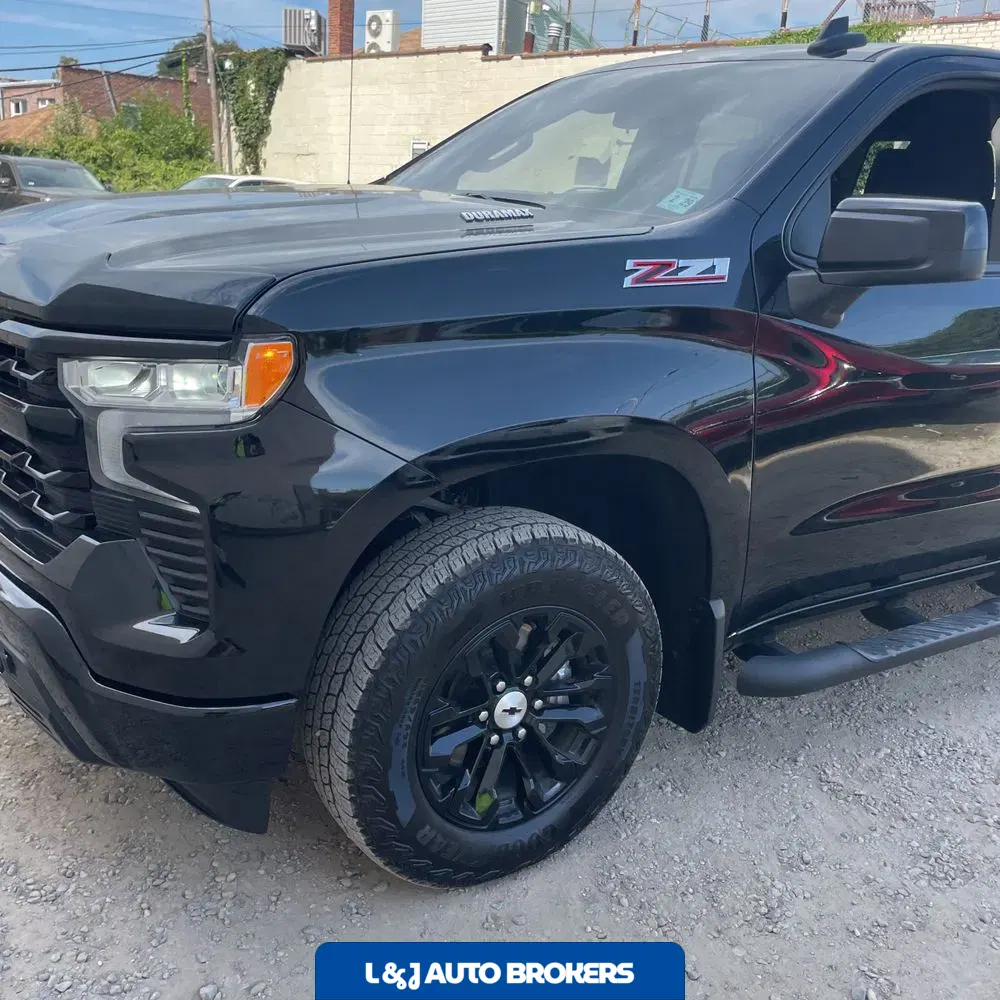2023 Chevrolet Silverado 1500 RST