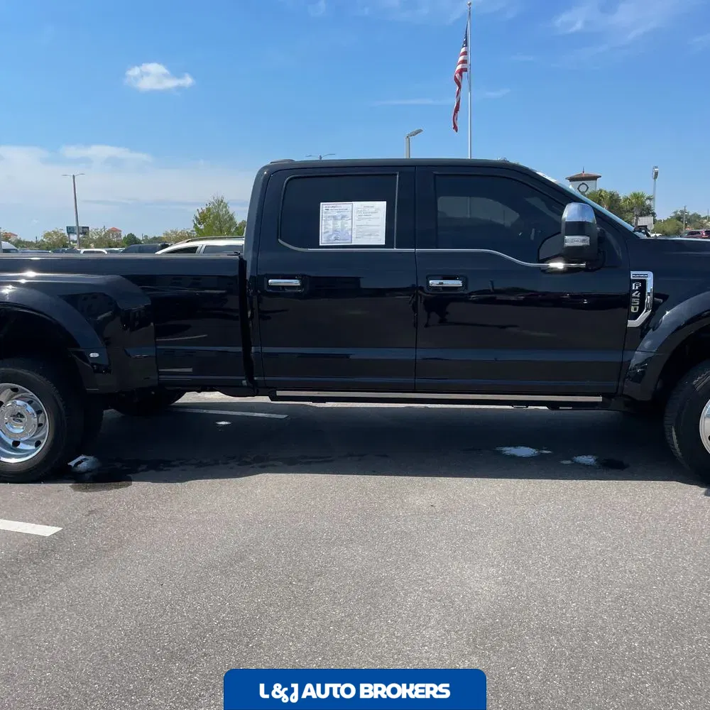 2021 Ford F-450 Super Duty Platinum