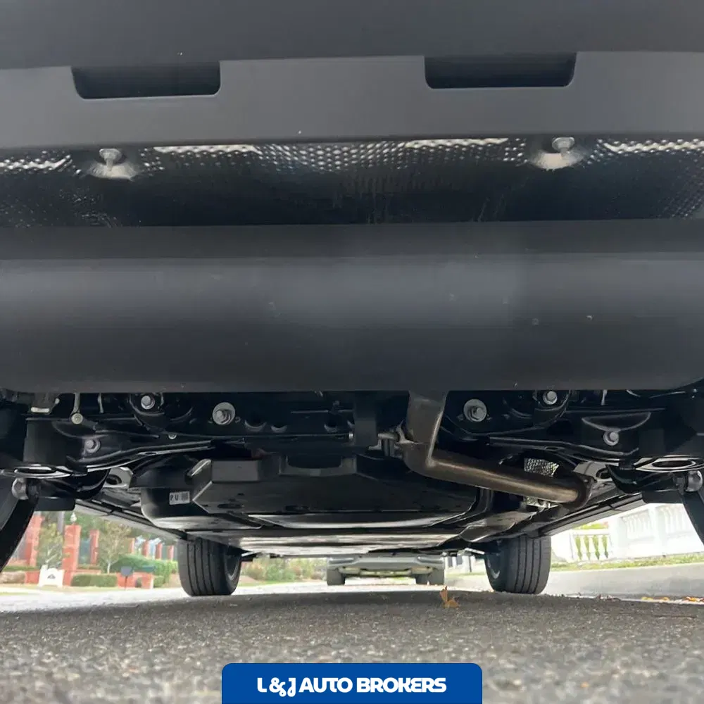 2025 Lexus NX 450h+ F SPORT Handling