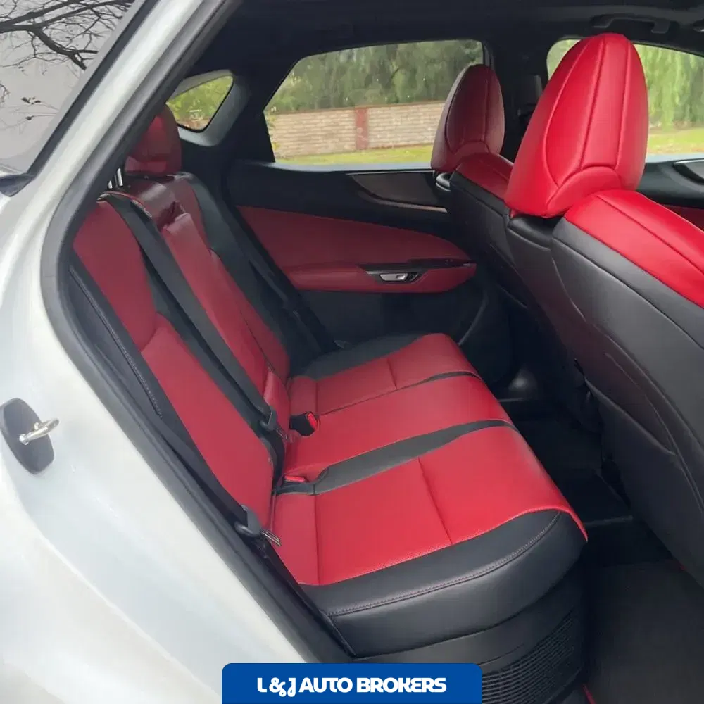 2025 Lexus NX 450h+ F SPORT Handling