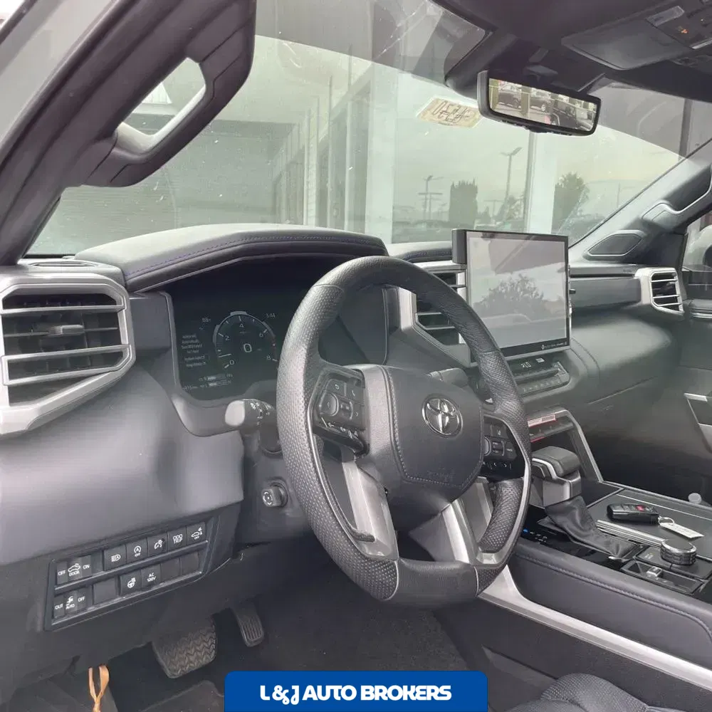 2024 Toyota Tundra Platinum