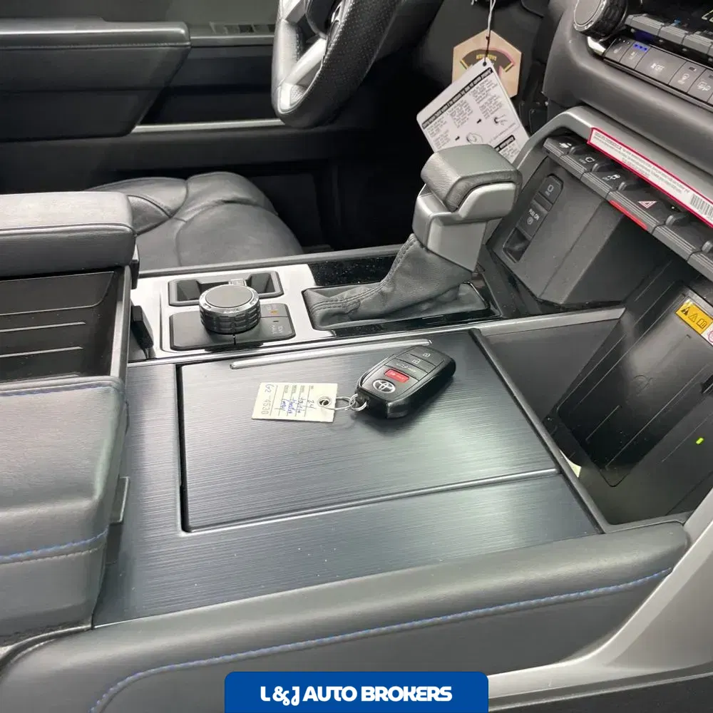 2024 Toyota Tundra Platinum