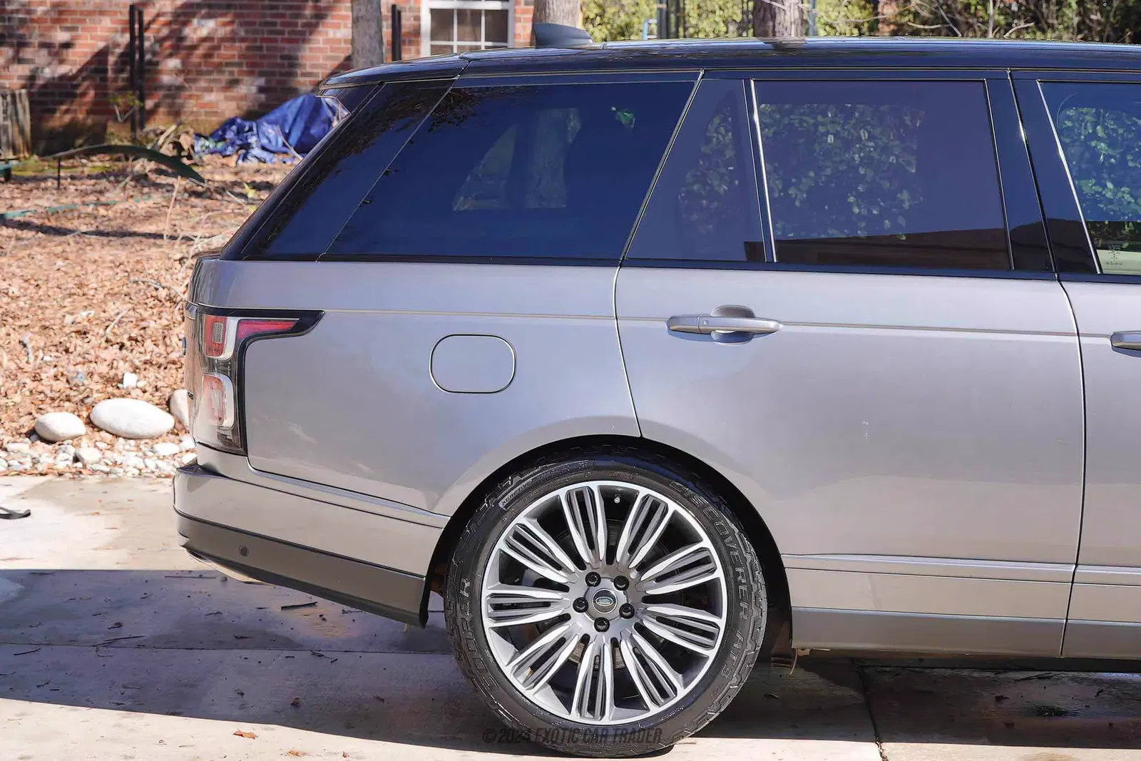 2020 Land Rover Range Rover P525 HSE