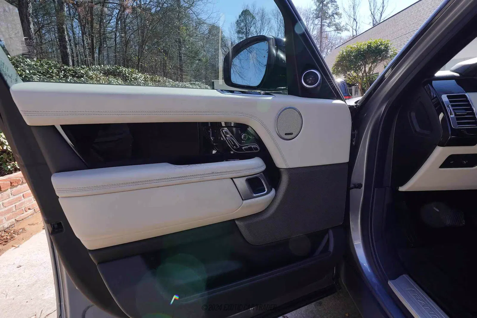 2020 Land Rover Range Rover P525 HSE