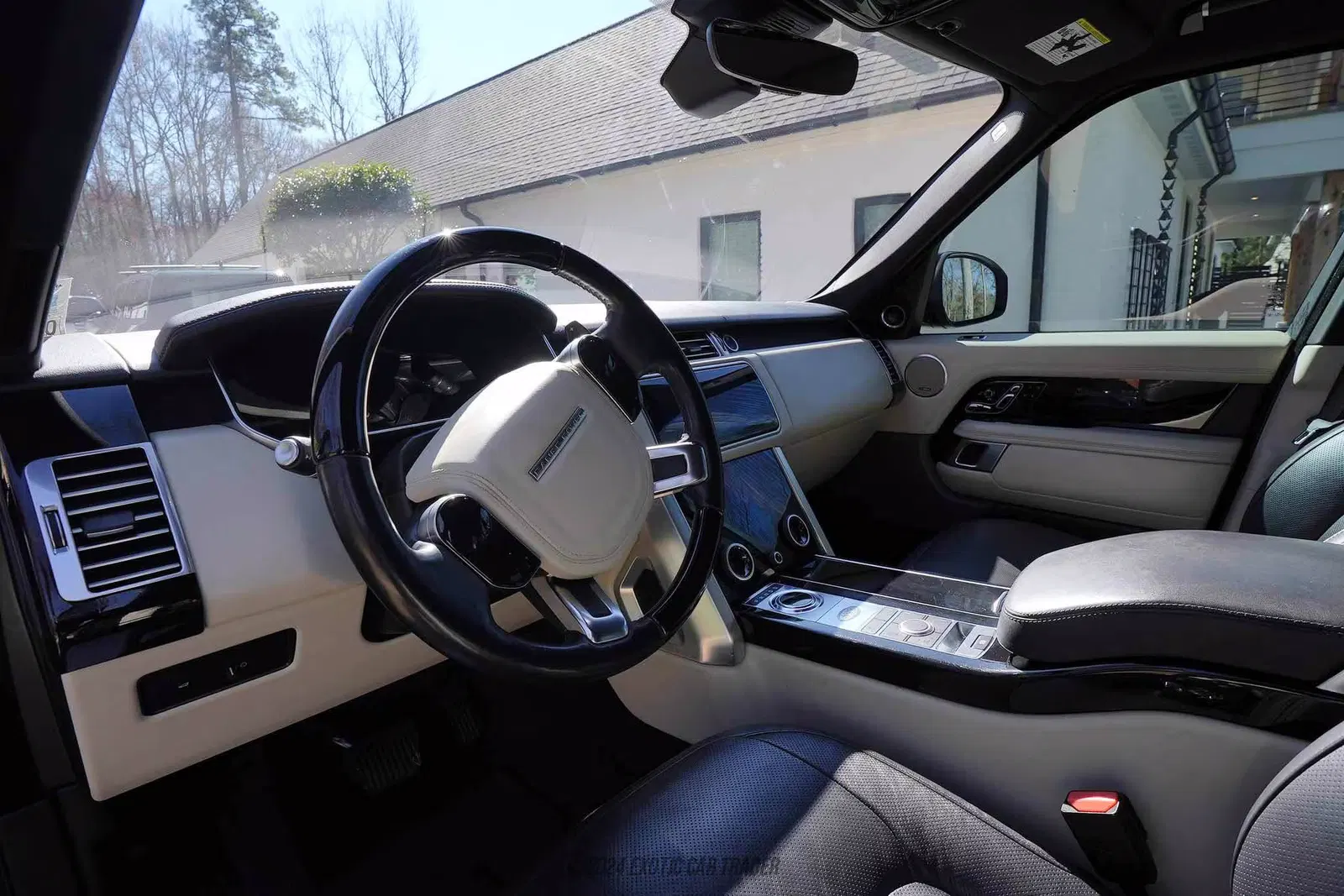 2020 Land Rover Range Rover P525 HSE