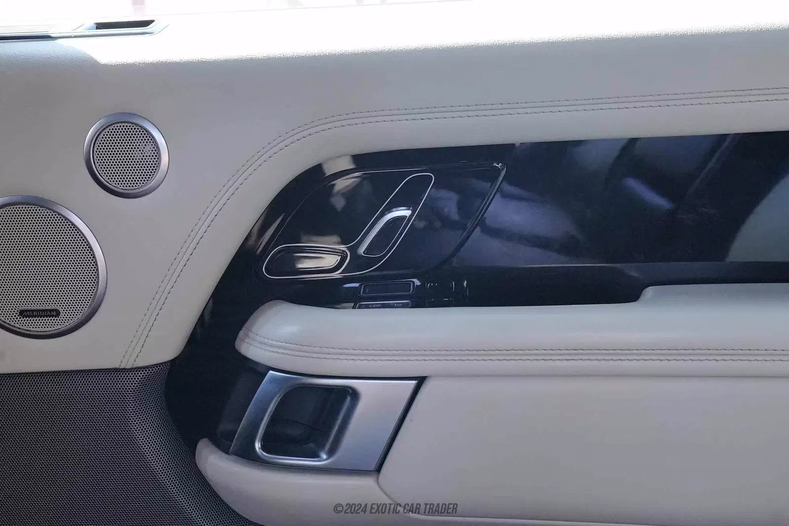 2020 Land Rover Range Rover P525 HSE