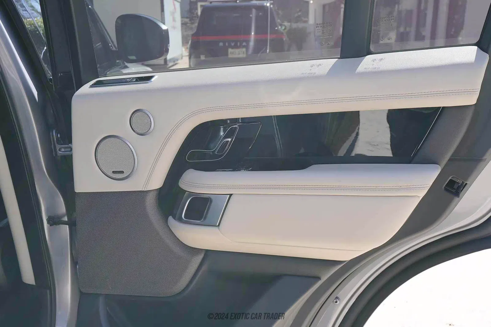 2020 Land Rover Range Rover P525 HSE