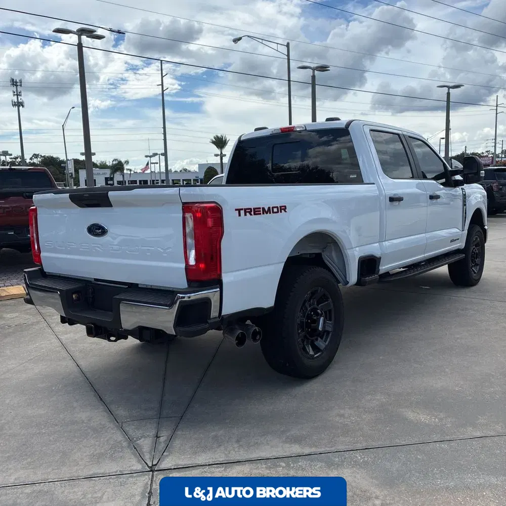 2024 Ford F-350 Super Duty XL