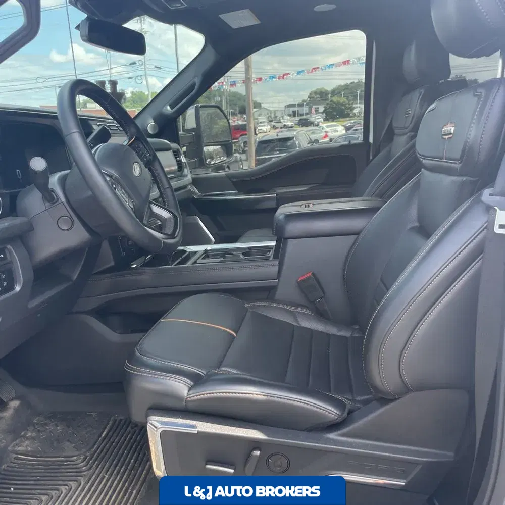 2024 Ford F-250 Super Duty Platinum