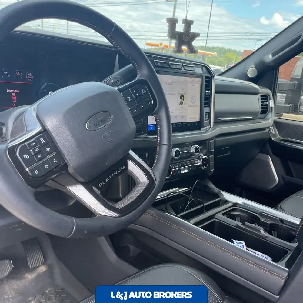 2024 Ford F-250 Super Duty Platinum